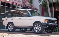 Mất 2.200 giờ để chế tạo chiếc Range Rover cổ điển, trang bị mô tơ điện Tesla này