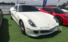 Diện mạo siêu xe Ferrari 599 GTB màu trắng độc nhất Việt Nam cùng khẩu pháo FI