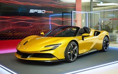 Siêu xe mui trần Ferrari SF90 Spider đầu tiên đến Hàn Quốc