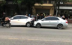 Thái Nguyên: Nghi ngờ lái xe Toyota Vios ngủ gục dẫn đến tông vào đuôi xe Hyundai Accent đỗ bên đường