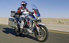 Xe việt dã Honda Africa Twin phiên bản mới sẽ được trang bị cảm biến rađa