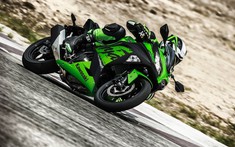 Kawasaki Ninja 300 - mẫu xe mô tô thể thao đường phố quay trở lại với phiên bản 2021