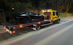 Bị tịch thu siêu xe vì có tiền mua Lamborghini Aventador SV nhưng lại không chịu trả phí đường bộ