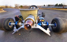 Theo dõi YouTuber lắp đặt động cơ phản lực cho chiếc xe go-kart tí hon