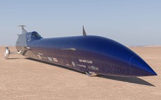 Aussie Invader 5R - Chiếc xe lắp động cơ tên lửa 200.000 mã lực, khả năng đạt 1.609 km/h trong 22 giây
