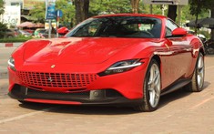 Siêu xe 4 chỗ ngồi Ferrari Roma trên đường phố Hà Nội, màu sơn Rosso Corsa quả nhiên là huyền thoại