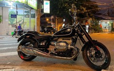 Biker Nha Trang tậu mô tô kiểu dáng cổ điển BMW R18 First Edition có giá hơn 1 tỷ đồng