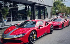 Cặp đôi Ferrari SF90 Stradale gần 2.000 mã lực lần đầu khoe dáng trên đường phố