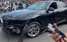 Quảng Ninh: VinFast LUX A2.0 vỡ đầu xe, bung túi khí sau va chạm với xe máy