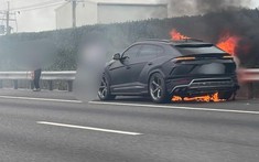 Video: Lamborghini Urus bất ngờ bốc cháy trên đường, 30 phút sau thành đống sắt vụn