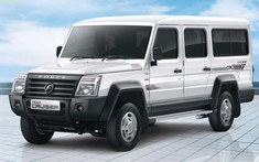 Force Motors Trax Cruiser - Mẫu SUV nhái theo Mercedes G-Class, có tới 13 chỗ và giá rẻ từ 360 triệu đồng
