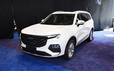 Ford Equator 2021 phiên bản 5 chỗ và 7 chỗ chính thức trình làng với giá bán hấp dẫn
