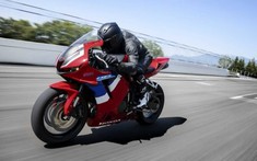 Honda bất ngờ bán ra Supersport hạng trung Honda CBR600RR cho khu vực châu Á