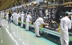 Honda Việt Nam bán ra chỉ hơn 2,1 triệu xe máy trong năm tài chính 2021, giảm mạnh so với năm 2020