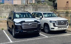 Toyota Land Cruiser 2022 tiếp tục lộ diện, chờ ngày chuyển đến đại lý
