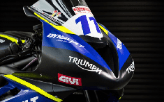 Chiêm ngưỡng xe đua Triumph Daytona 765 hoàn toàn mới với vẻ đẹp đầy ma lực