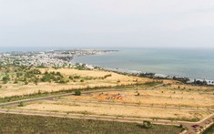 Đất nền ven biển phía Nam "chết lặng" vì Covid-19