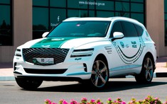 Genesis GV80 2021 là sự bổ sung mới nhất của đội xe cảnh sát Dubai