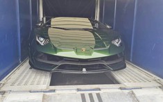 Lamborghini Aventador SVJ Coupe sắp về nước với màu sơn siêu độc xanh lục gây tò mò giới mê xe