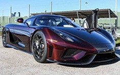 Đại gia Canada tậu siêu phẩm Koenigsegg Regera với bộ áo sợi carbon đỏ đẹp mắt