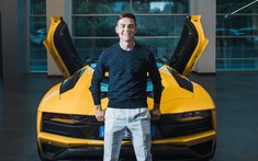 Paulo Dybala tậu siêu xe Lamborghini Aventador S mui trần để ăn mừng bàn thắng thứ 100 cho Juventus