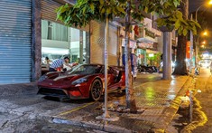 Ford GT siêu đắt đầu tiên về Việt Nam, ngoại thất sơn màu đỏ sẫm
