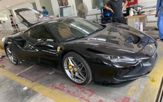 Ferrari F8 Tributo bí ẩn nhất Việt Nam được chủ cho tái xuất để làm các thủ tục "thông hành"
