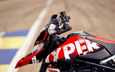 Ducati Hypermotard 950 phiên bản Graffiti chính thức có mặt tại Việt Nam, giá nửa tỷ đồng