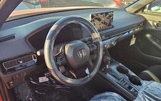 Honda Civic 2022 sản xuất đại trà, lộ ảnh nội thất thực tế đầy tươi mới, chờ ngày về Việt Nam