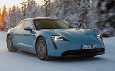 Xe điện hạng sang Porsche Taycan bị điều tra vì sự cố mất điện hoàn toàn khi đang vận hành