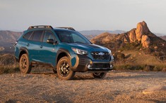 Subaru Outback 2022 báo giá khởi điểm từ 642 triệu đồng