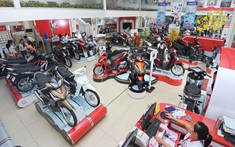 Giá xe Honda Vision và Lead giảm 1 triệu đồng, riêng Winner X giảm 8 triệu đồng