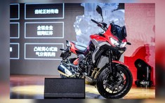 Chi tiết xe việt dã Zongshen Cyclone RX6 với trang bị động cơ của Norton