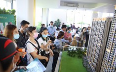 Doanh nghiệp bất động sản nắm nguồn hàng đang áp đặt giá nhà