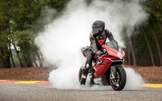MV Agusta F4 2021 - Siêu mô tô mạnh 210 mã lực sẽ tái sinh trong hôm nay