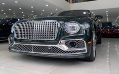 Vẫn là Bentley Flying Spur First Edition về nước nhưng màu sơn phối nội thất có thể là hàng hiếm