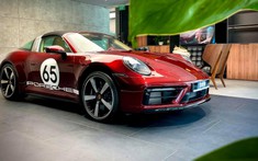 Doanh nhân Việt mê Porsche tậu 911 Targa 4S Heritage Design siêu hiếm, giá từ 11,59 tỷ đồng