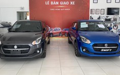 Sài Gòn: Mới về đại lý, Suzuki Swift 2021 có thể "cháy hàng" hết năm, giảm ngay 15 triệu đồng cho khách xuống tiền