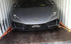 Tung tích chiếc siêu xe Lamborghini Huracan EVO bí ẩn được đồn đoán về Việt Nam bị hé lộ trong video này