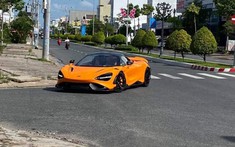 Siêu xe McLaren 765LT lăn bánh tại Rạch Giá khiến không ít người choáng
