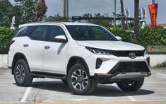 Giá lăn bánh của Toyota Fortuner 2021 là bao nhiêu?