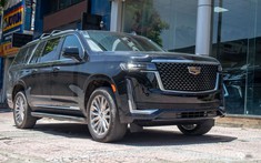 "Soi" Cadillac Escalade 2021 đầu tiên về Việt Nam: Đầy "cơ bắp", nhưng vẫn sang trọng