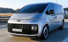 Hyundai Staria 2021 lên kệ với giá 1,26 tỷ đồng