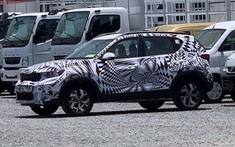 Kia Sonet tiếp tục lộ diện tại Việt Nam, ngày ra mắt đã gần kề