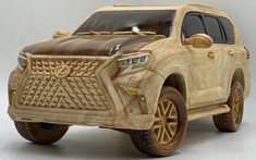 Thợ mộc Việt một lần nữa khiến mọi người thán phục với mô hình Lexus GX460 2021