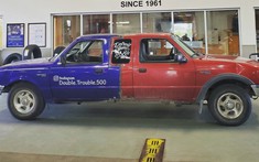 Chiếc Ford Ranger 2 đầu này chỉ mất 3 ngày và chi phí 500 USD để hoàn thành