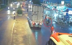 Video: "Phóng nhanh", phanh gấp, thanh niên đi xe máy tử vong dưới gầm ô tô tải
