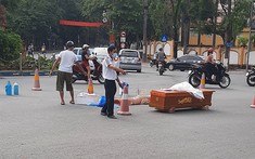 Video: Tông tử vong người phụ nữ đi bộ, tài xế ô tô tải bỏ chạy khỏi hiện trường