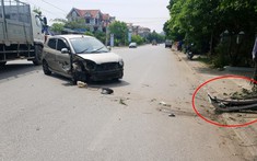 Thái Nguyên: Kia Morning tông gốc cây bên đường khiến đầu xe vỡ nát, gãy trục bánh trước