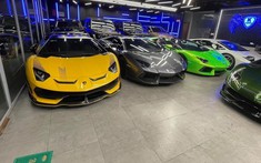 Video khám phá nhanh 5 chiếc siêu xe Lamborghini từ tiêu chuẩn đến giới hạn của 1 garage bán xe ở Bình Chánh